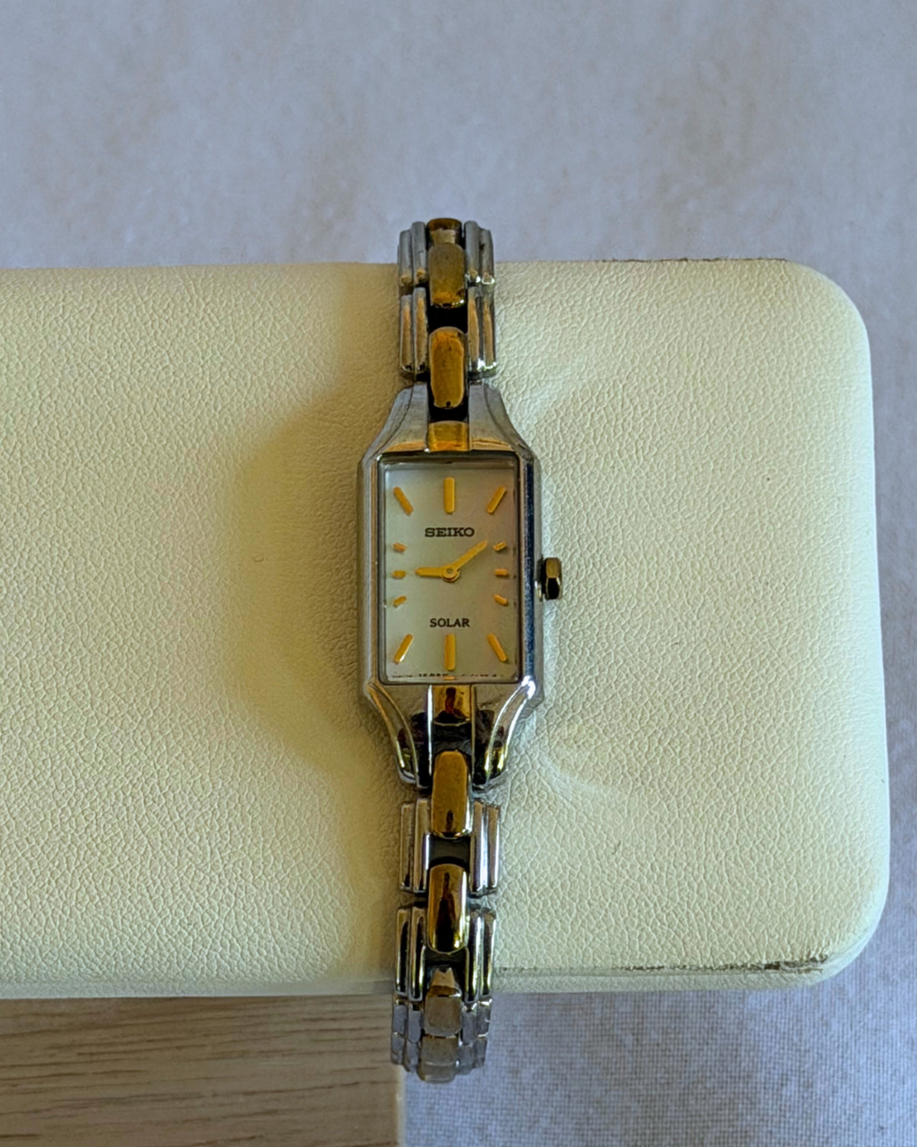 2006 Seiko Solar Women's Dress Watch