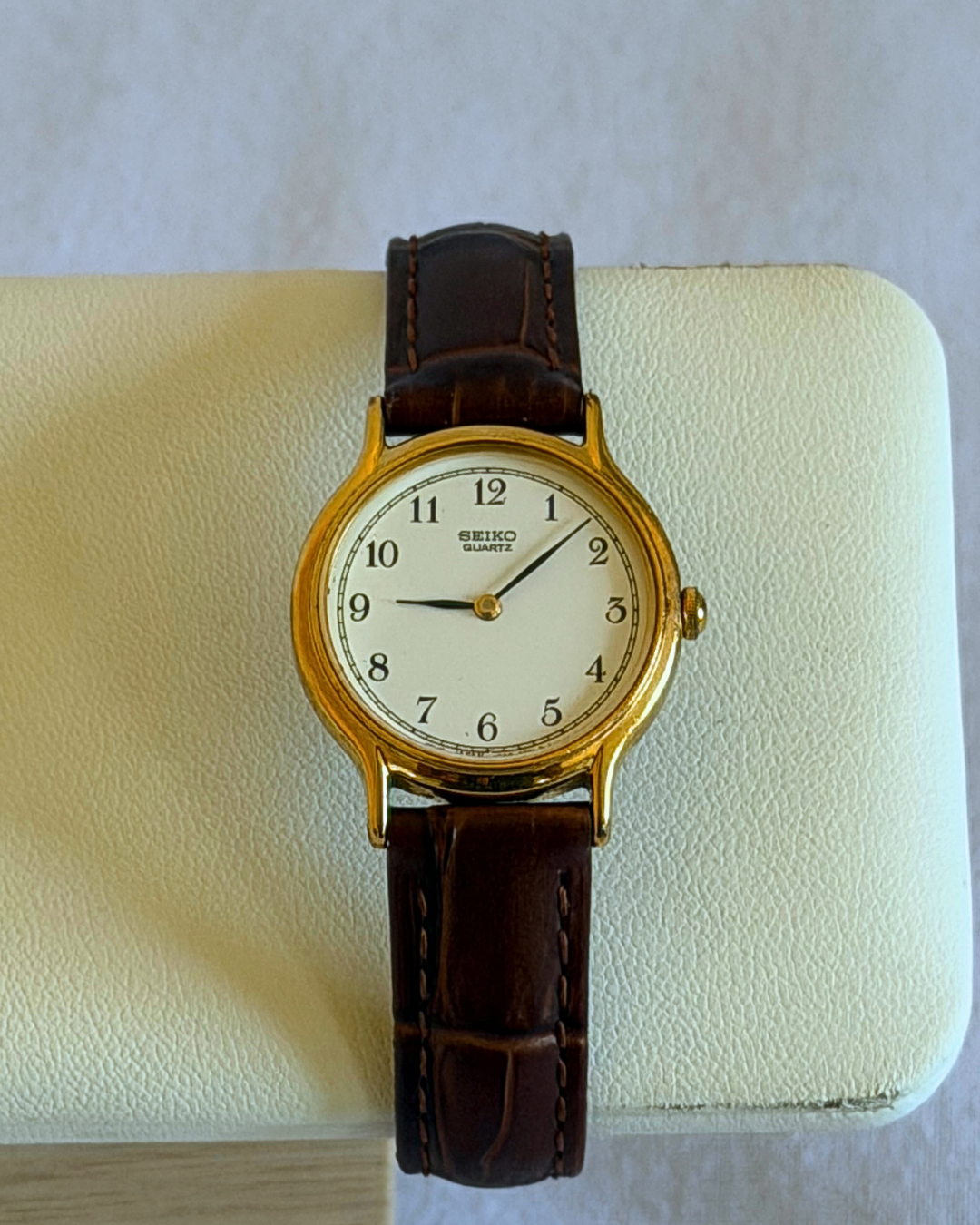 1998 Unisex Dress Watch
